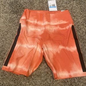 Women’s NEW Medium Nike One Luxe Mid Rise Tight Fit Shorts